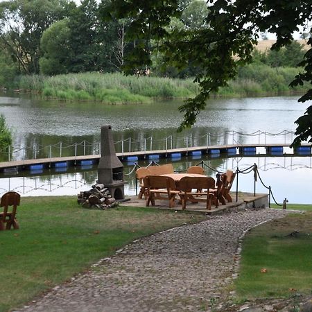 Rezydencja Marii Rybieniec Hotel Kiszkowo Buitenkant foto