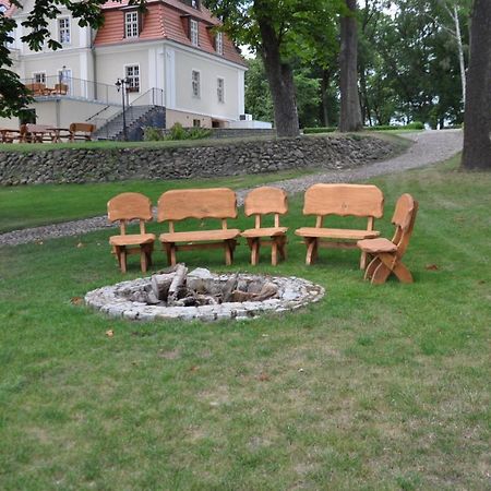 Rezydencja Marii Rybieniec Hotel Kiszkowo Buitenkant foto